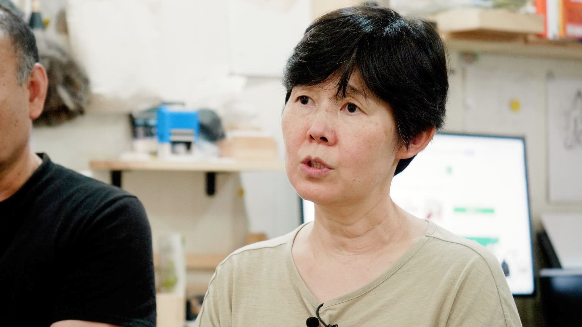 아들이 업무상 질병 사망을 인정 받기까지 과정을 설명하는 박미숙씨.